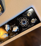 Swart Space Tone Antares Master 1x12 Combo White