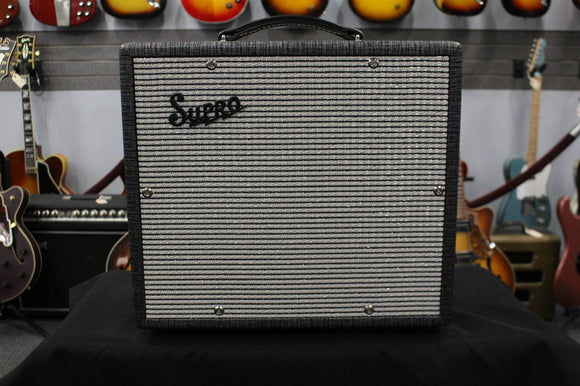 Supro 1700 Supreme Cab