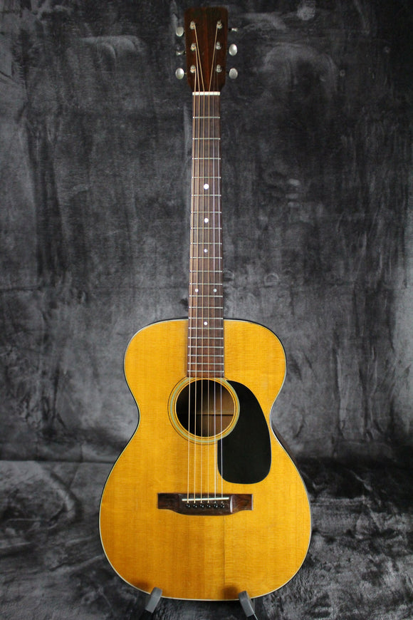 1969 Martin 0-18